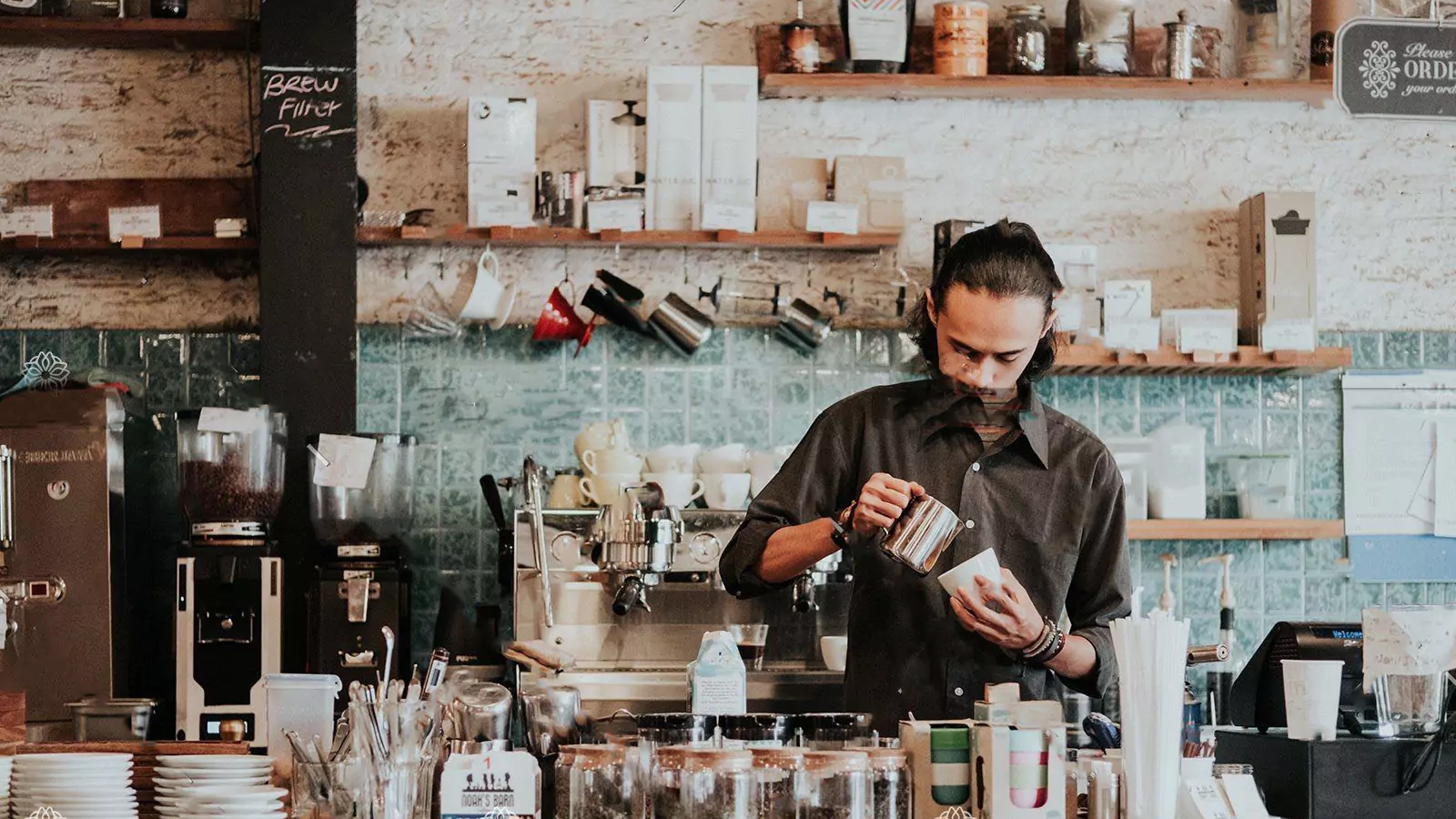 ali-yahya-707983-unsplash-658a8cbbd5982